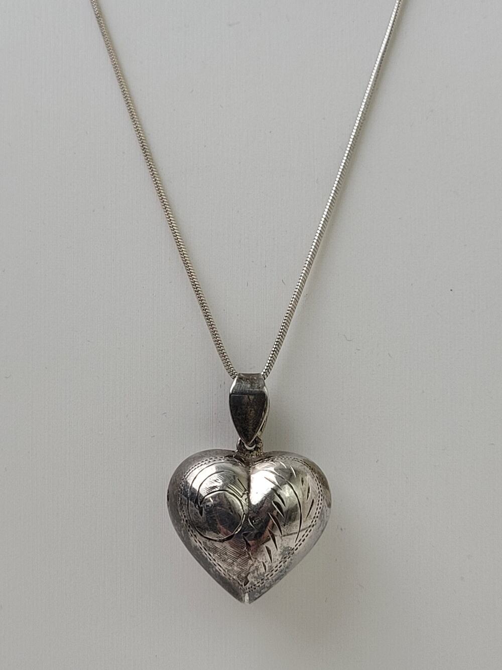 Vintage Sterling Silver Puffy Heart Pendant w Hand-Etching on 925 18" Chain